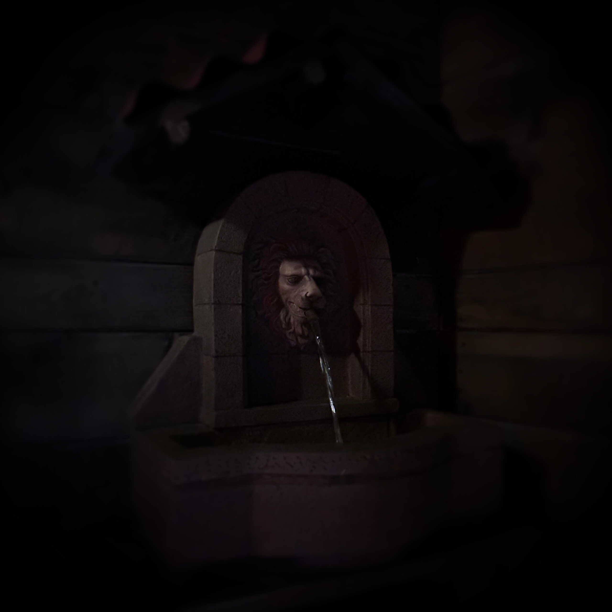 Esterno di Escape Room Horror The Village, ambientazione immersiva.